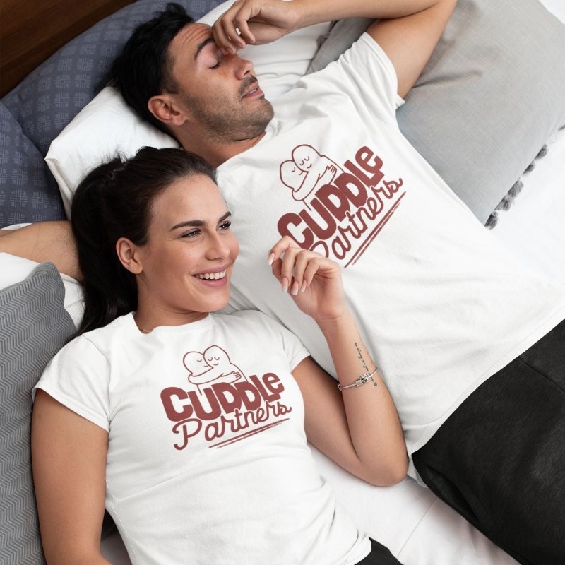 couple cuddle t-shirt