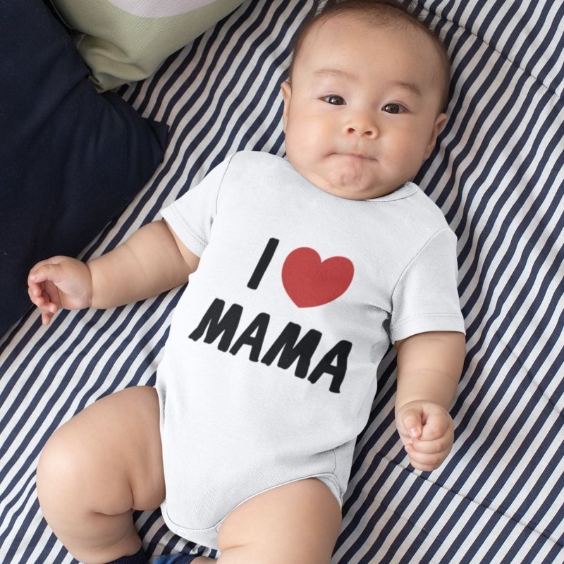 I love mama baby outfit